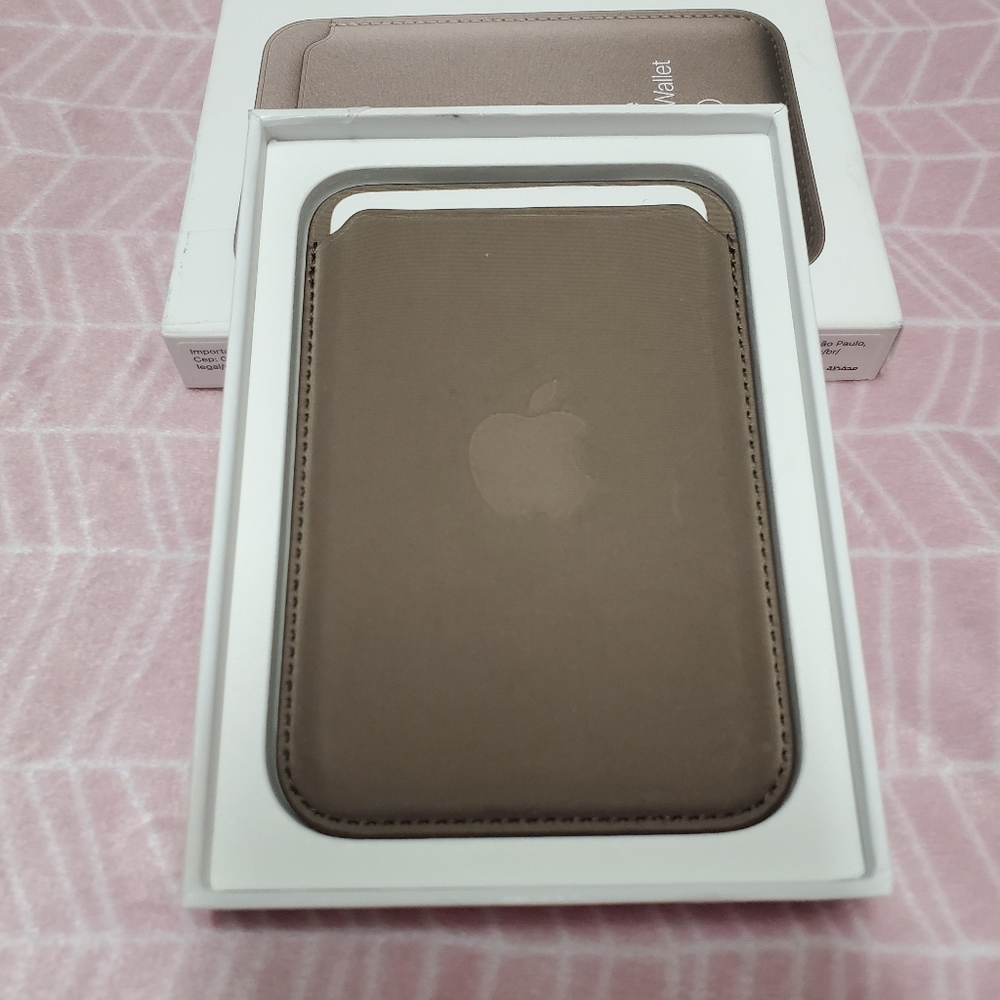 Iphone finewoven wallet lether ( taupe)